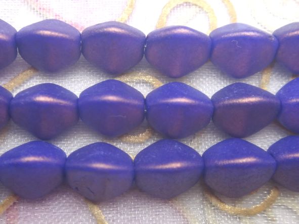 7x7MM菱形珠~<24110>珍珠絲綢紫--1包/50顆入