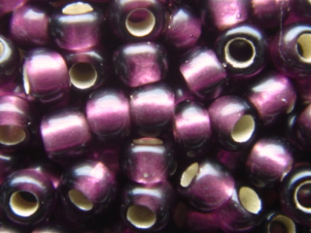 1mm Toho 15/0 小珠 ~<  26CF>磨砂紫中管銀---5克/約900顆